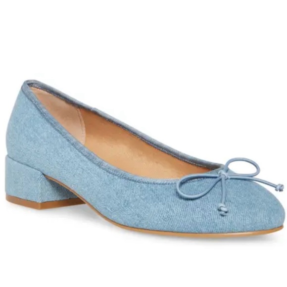 Steve Madden- Denim Ballet Flat Inspired Block Heel Pump. Size: 6 - Picture 1 of 9